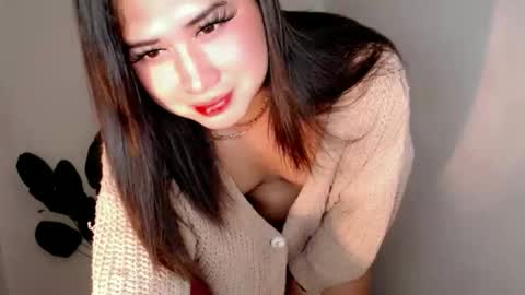 Ivy Morningstar online show from April 14, 12:49 am