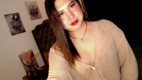 Snapshot of pinay_ivy chatting on June 23, 1:14 am Ivy Morningstar online show from June 23, 1:14 am