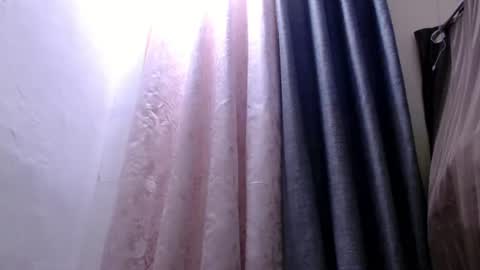 Pearly online show from November 3, 1:08 am