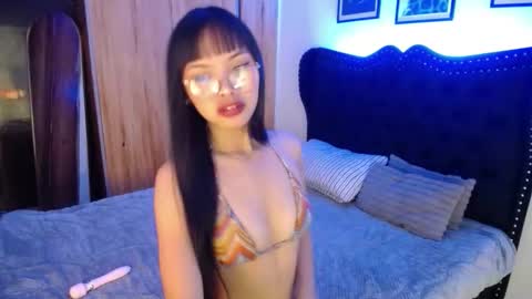 Snapshot of pinay_slutx chatting on October 27, 3:16 pm dee online show from October 27, 3:16 pm