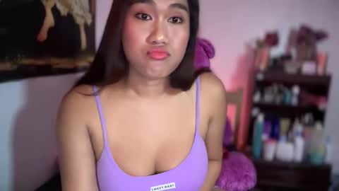Snapshot of pinay_sofiexx chatting on September 16, 5:30 am sofielove online show from September 16, 5:30 am