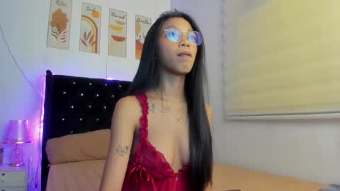 Snapshot of pinay_xpress chatting on September 30, 8:41 am TINA online show from September 30, 8:41 am