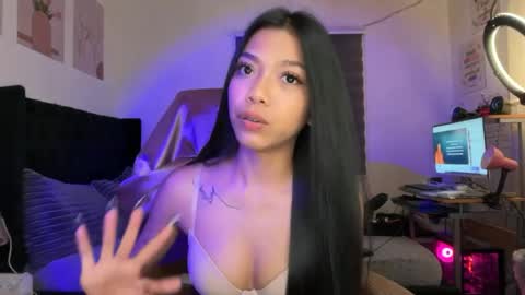 Snapshot of pinay_xpress chatting on August 9, 10:20 am TINA online show from August 9, 10:20 am