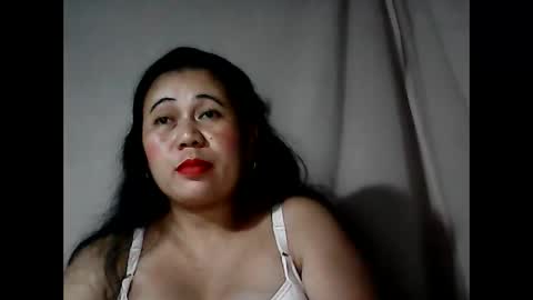 pinaymama12345 online show from December 22, 12:38 pm