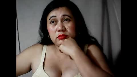 pinaymama12345 online show from January 4, 2:04 pm