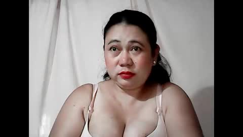 pinaymama12345 online show from April 14, 11:11 pm