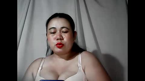Snapshot of pinaymama12345 chatting on May 24, 10:04 pm pinaymama12345 online show from May 24, 10:04 pm