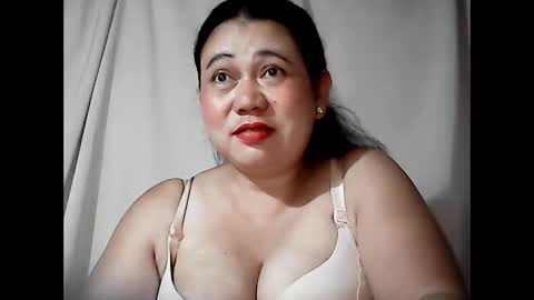 Snapshot of pinaymama12345 chatting on May 27, 10:29 pm pinaymama12345 online show from May 27, 10:29 pm