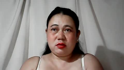 Snapshot of pinaymama12345 chatting on June 12, 10:19 pm pinaymama12345 online show from June 12, 10:19 pm