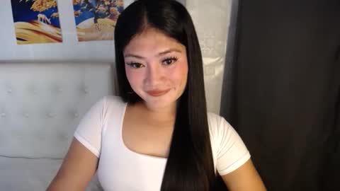 Snapshot of pinaymelanie chatting on May 23, 10:47 pm pinaymelanie online show from May 23, 10:47 pm