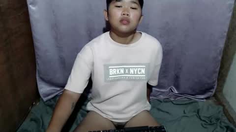 Lyn the Lesbian online show from January 8, 10:12 pm