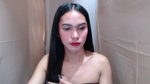 Snapshot of pinaysweatwetlover69 chatting on September 29, 2:49 am celistina Crwford online show from September 29, 2:49 am