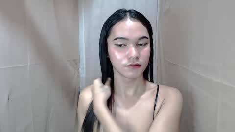 Snapshot of pinaysweatwetlover69 chatting on November 21, 10:52 pm celistina Crwford online show from November 21, 10:52 pm