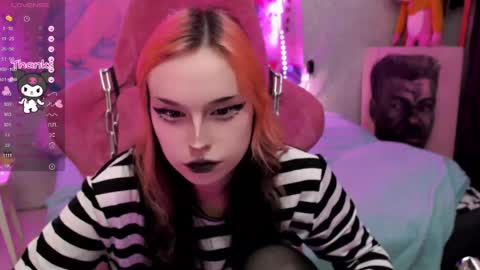 Nancy online show from April 24, 6:32 pm