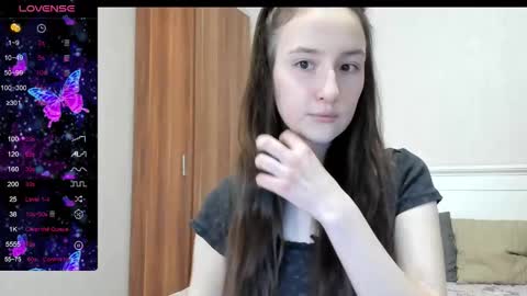 pingviluly online show from December 14, 11:15 am