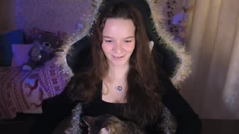 Stephanie online show from December 15, 5:39 pm