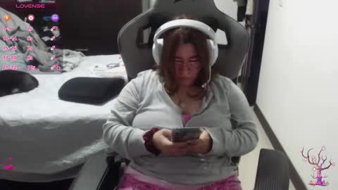 Kitty online show from December 17, 11:11 pm