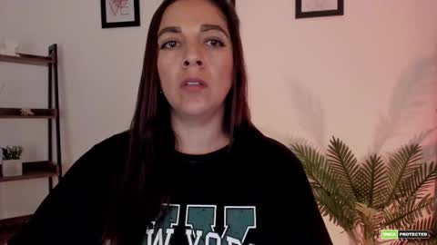 Eli online show from December 13, 7:53 pm