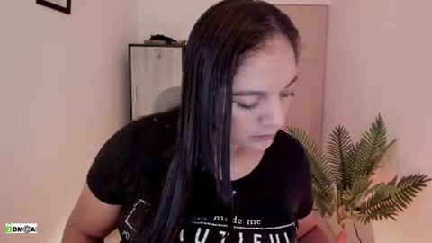 Snapshot of pink_kitten_ chatting on June 28, 12:55 pm Eli online show from June 28, 12:55 pm