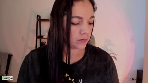 Snapshot of pink_kitten_ chatting on August 4, 1:25 pm Eli online show from August 4, 1:25 pm