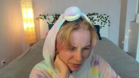 pink_lila18 online show from September 9, 8:14 am