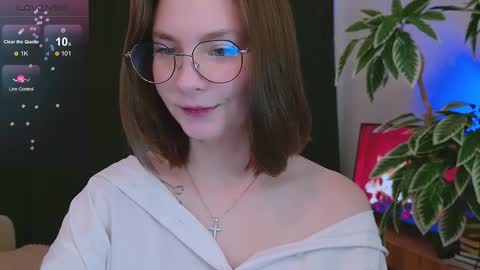 Eva online show from December 4, 5:33 pm