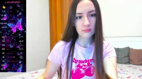 Snapshot of pink_soda33 chatting on June 15, 3:09 am pink_soda33 online show from June 15, 3:09 am