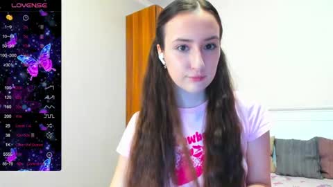 Snapshot of pink_soda33 chatting on July 6, 6:10 am pink_soda33 online show from July 6, 6:10 am