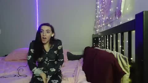 pink_tv online show from November 25, 2:44 am