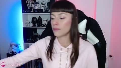 Emily online show from December 3, 11:19 am