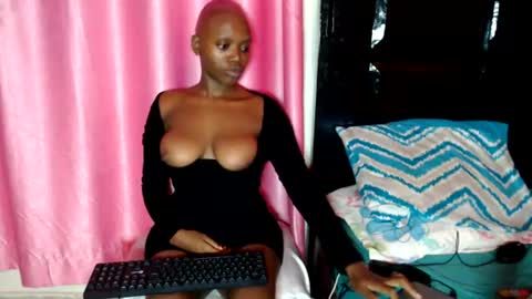 Snapshot of pinkdomina01 chatting on June 24, 7:46 pm pinkdomina01 online show from June 24, 7:46 pm