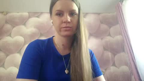Lola online show from May 19, 6:20 am