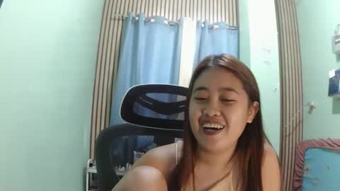 Snapshot of pinkish_shine chatting on May 29, 2:53 am Hi its me shine online show from May 29, 2:53 am