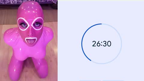 pinklatexgurl online show from February 20, 12:51 am