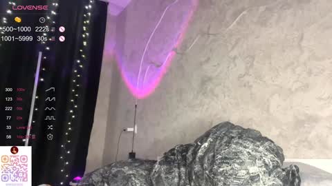 Snapshot of pinkncrazy chatting on December 20, 5:42 pm HERES ALICE WELCOME EVERYONE LOVENSE DOMI REACT TO YOUR TIPS LETS MAKE A GREAT SHOW TOGETHER online show from December 20, 5:42 pm