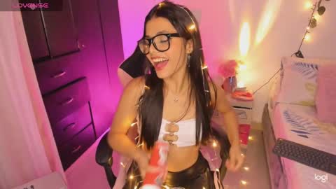 Sarah .. online show from December 30, 5:48 am