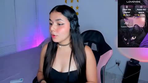 Sarah .. online show from November 24, 7:13 pm