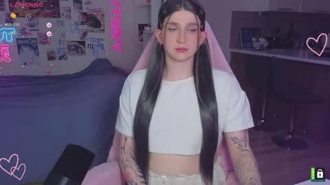 pinkvenom_ online show from May 24, 4:12 pm