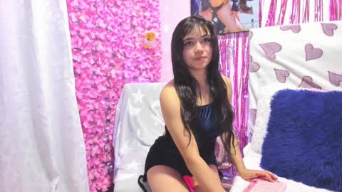 Pinky Purr online show from September 19, 9:43 am