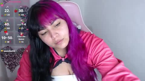 Pau online show from February 12, 11:30 pm