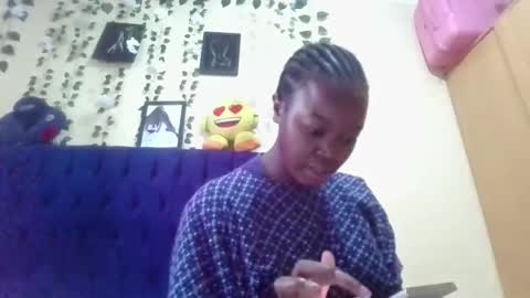 Snapshot of pinkysmiles chatting on November 1, 9:33 am Pinky online show from November 1, 9:33 am