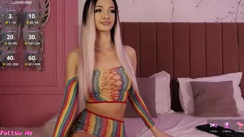 Pinky online show from April 24, 6:54 pm