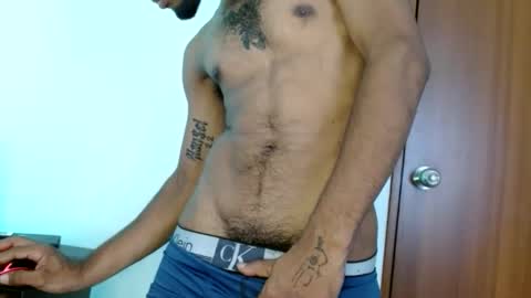 pinocho__ online show from February 2, 6:06 pm