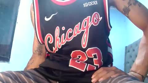 pinocho__ online show from April 1, 6:47 am