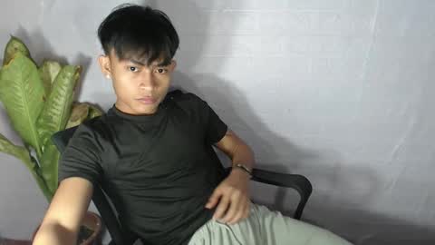 pinoy_palautogxxx online show from March 3, 2:23 pm
