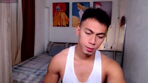 Snapshot of pinoymilker chatting on January 25, 3:09 am ethan online show from January 25, 3:09 am