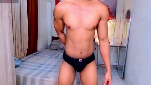 Snapshot of pinoymilker chatting on February 6, 9:22 am ethan online show from February 6, 9:22 am