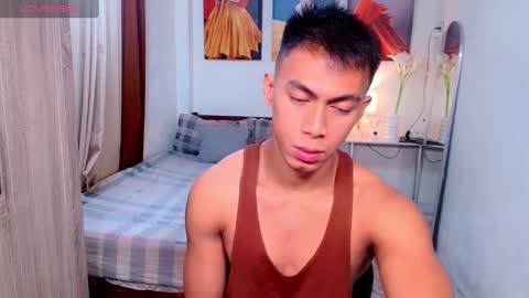 Snapshot of pinoymilker chatting on March 11, 6:00 am ethan online show from March 11, 6:00 am