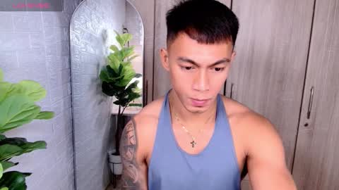 Snapshot of pinoymilker chatting on September 13, 5:07 am ethan online show from September 13, 5:07 am