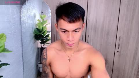 Snapshot of pinoymilker chatting on September 22, 4:25 am ethan online show from September 22, 4:25 am